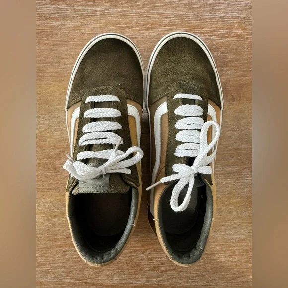 Vans Women Size 7 Old Skool Sneaker Shoes Green Brown - Picture 2 of 8